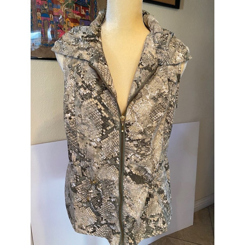 Chicos Zenegy Animal Print Vest, size 1 (Medium 8)